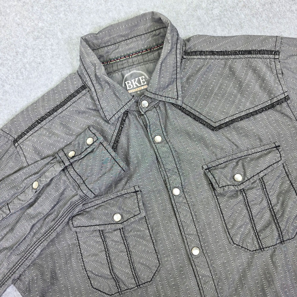 BKE Men's Medium Western Pearl Snap Shirt Gray‎ Stripe Cotton Standard Fit